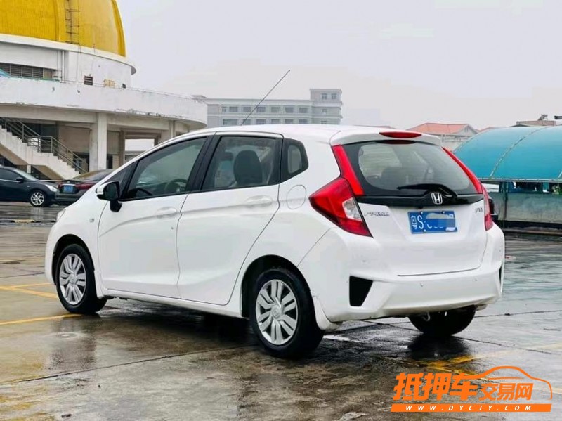 东莞15年本田飞度7