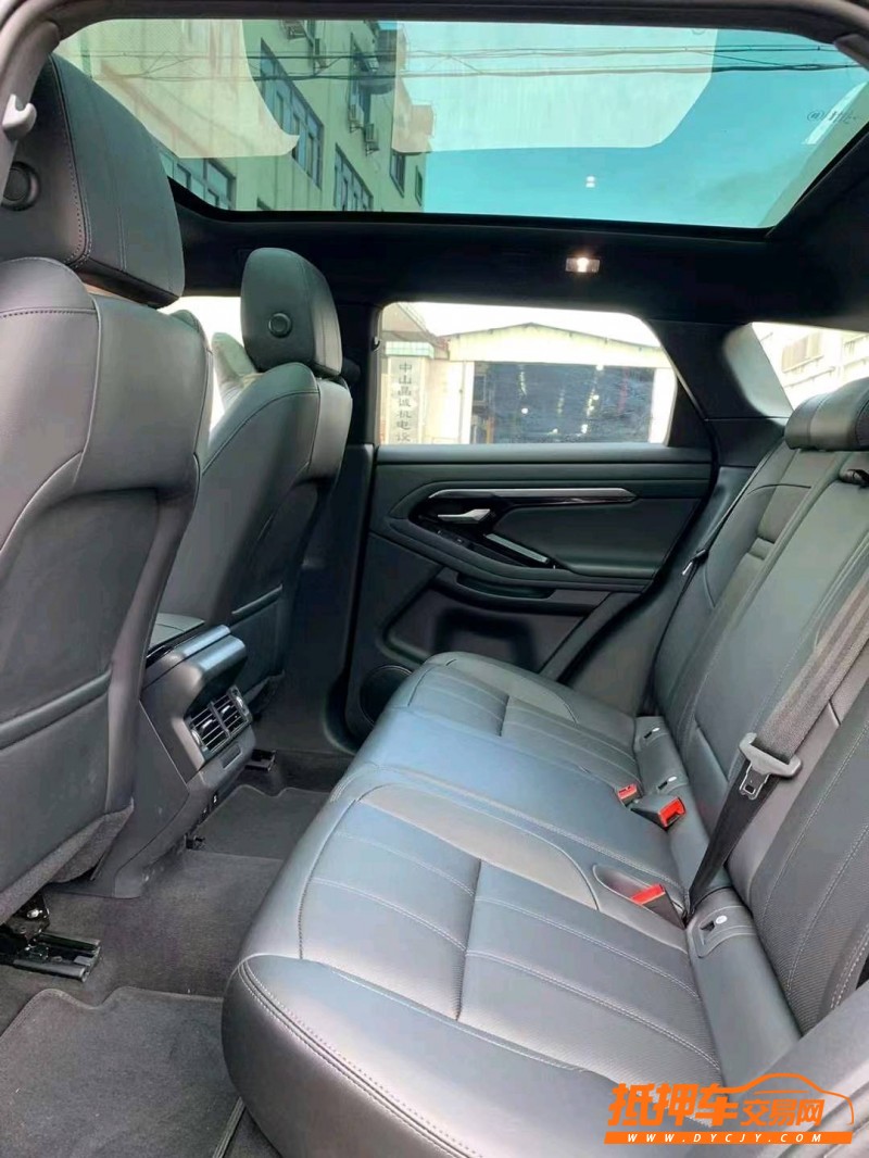 中山21年路虎极光7