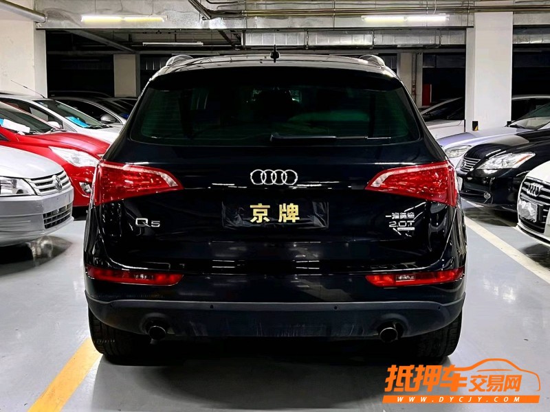 北京12年奧迪Q59
