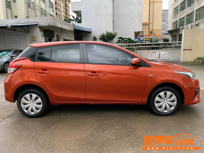 中山16年丰田YARiS L 致炫2