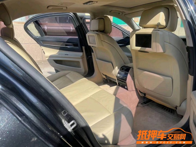 徐州10年宝马7系8