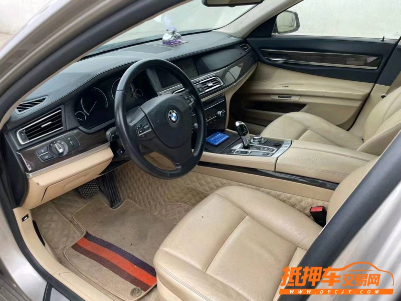 徐州10年宝马7系8