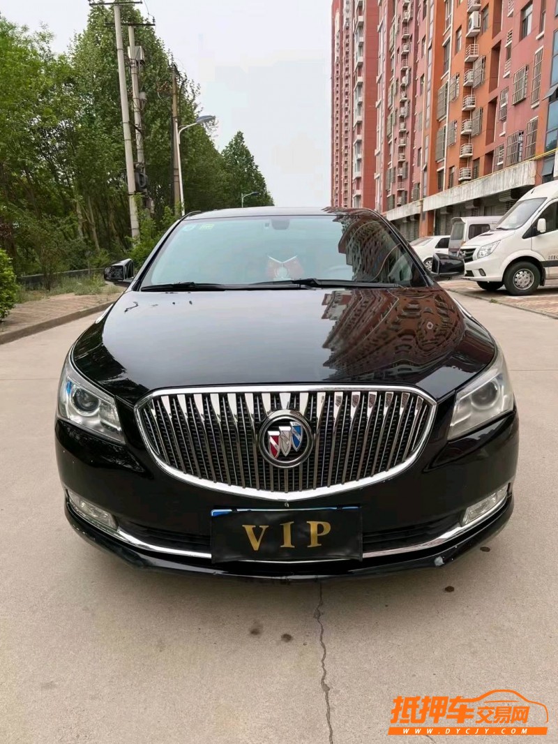 邢台15年别克君越9