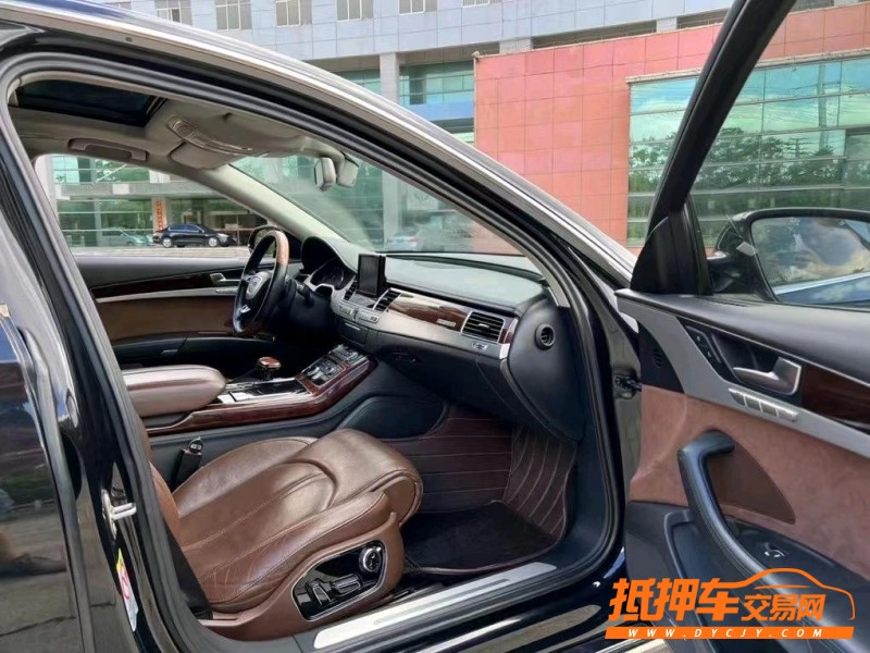 鹽城12年奧迪A8L6