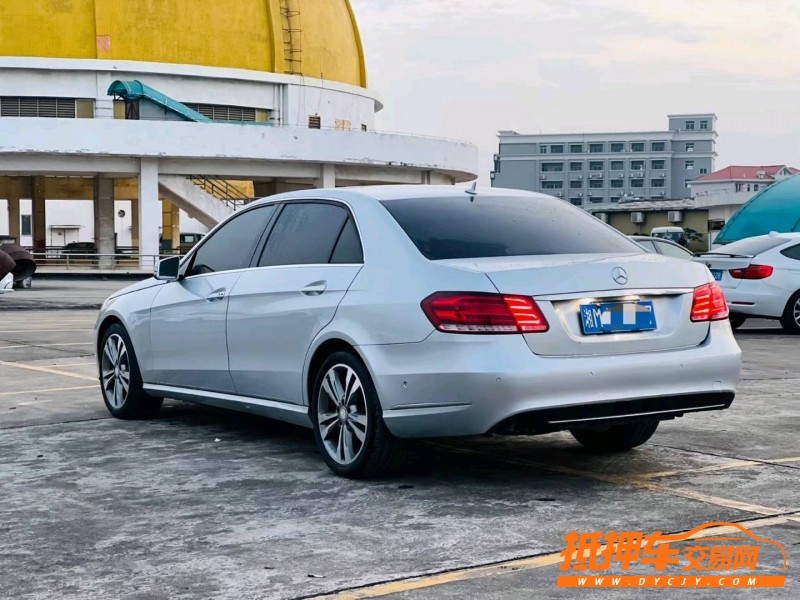 东莞14年奔驰E8