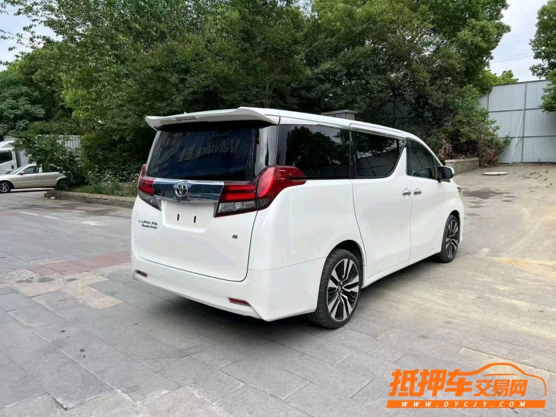 徐州17年丰田埃尔法4