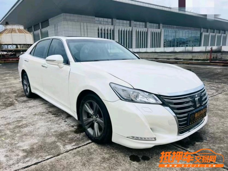 东莞16年丰田皇冠3