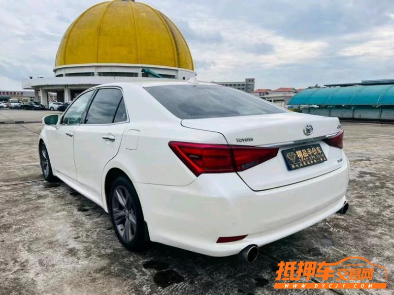 东莞16年丰田皇冠7