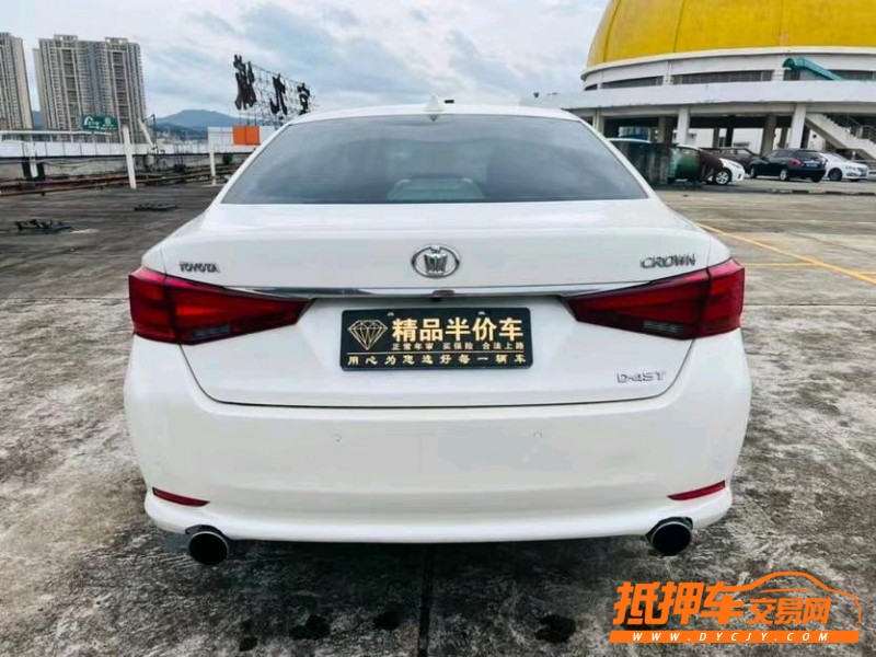 东莞16年丰田皇冠9