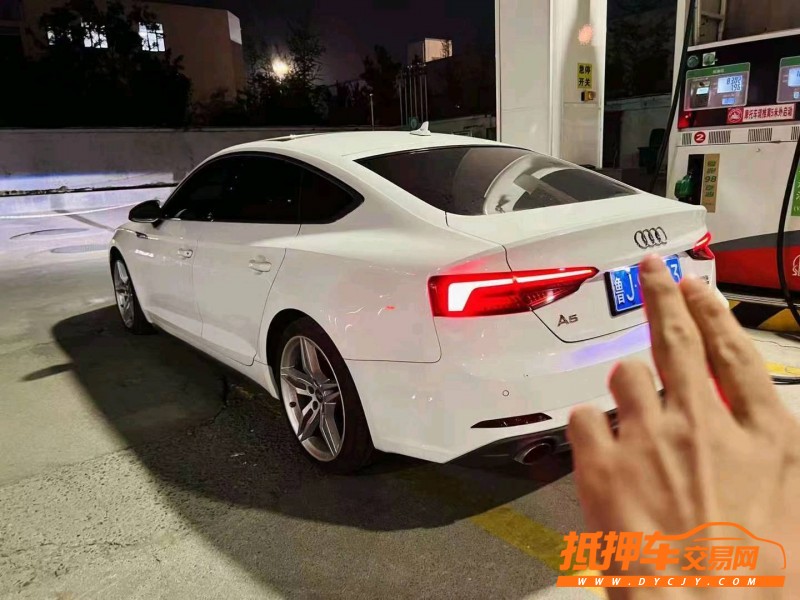 煙臺17年奧迪A56