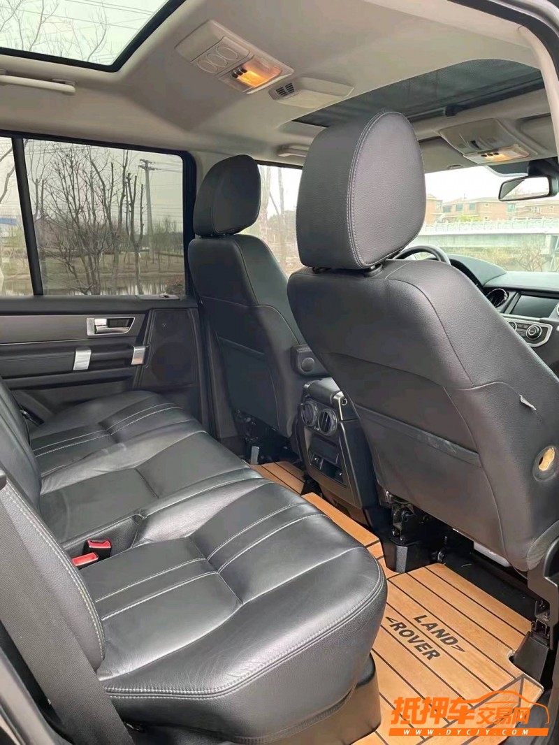 徐州16年路虎发现5