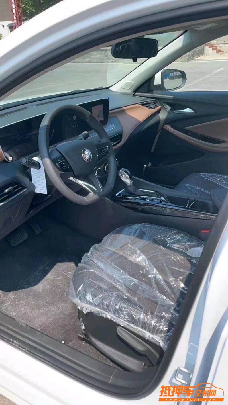 枣庄22年别克威朗2