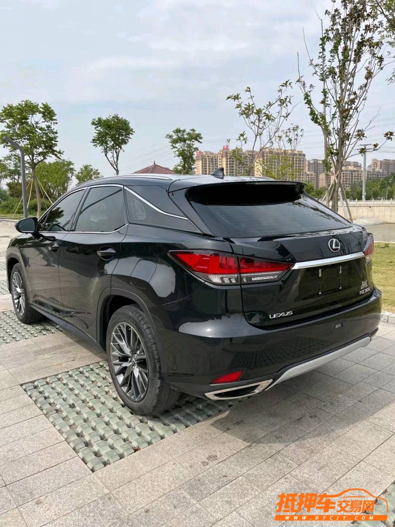 徐州20年雷克萨斯RX8