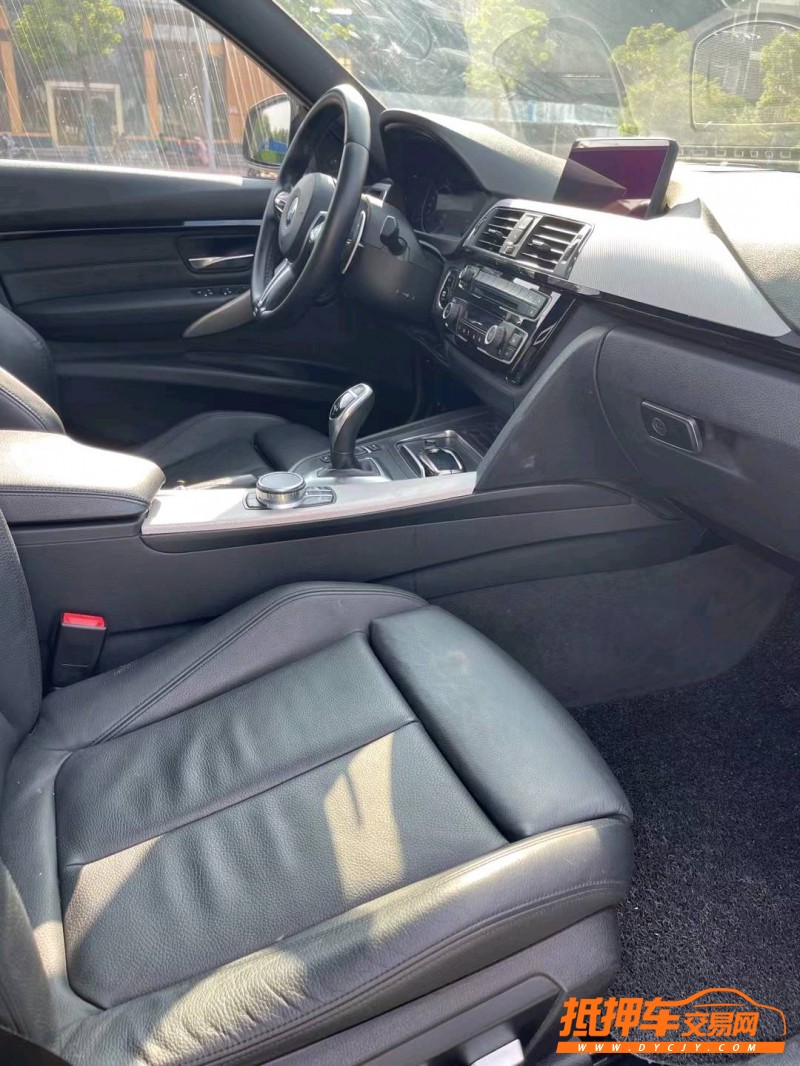 徐州17年宝马3系6