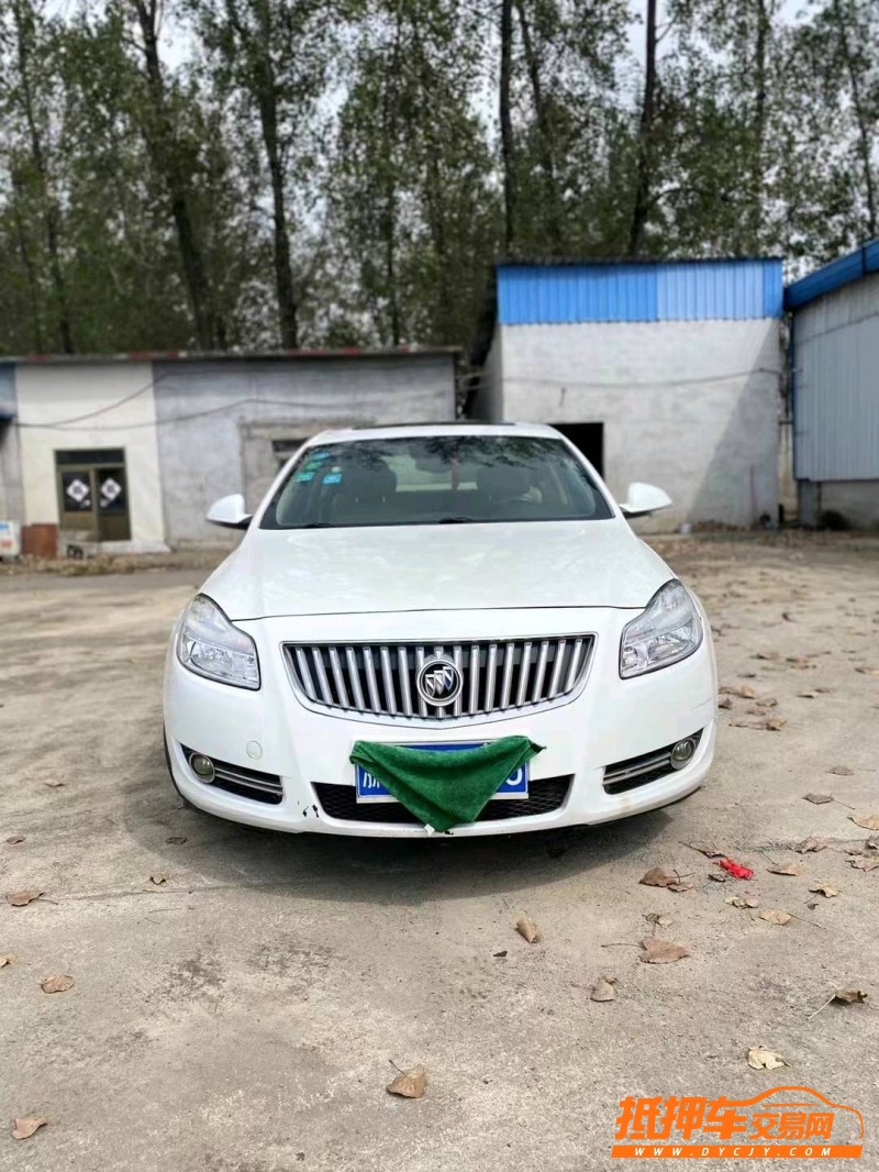 徐州12年别克君威1