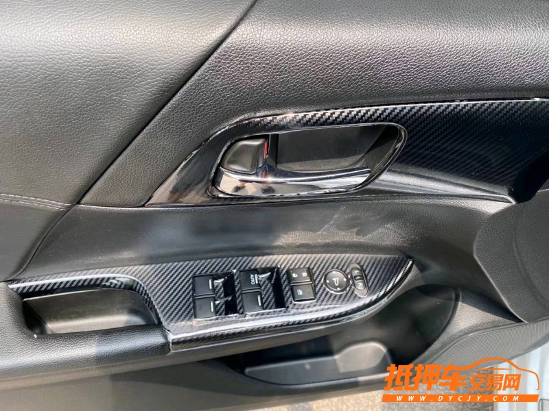 沈阳15年本田雅阁3