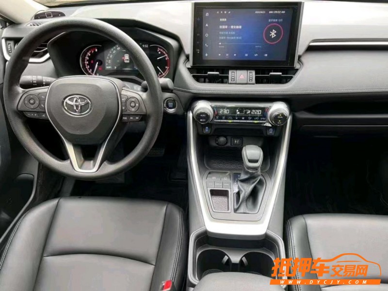 中山22年丰田RAV48