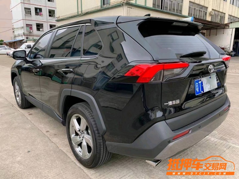中山22年丰田RAV46