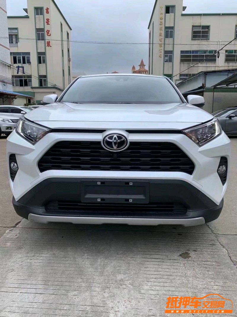 中山22年丰田RAV41