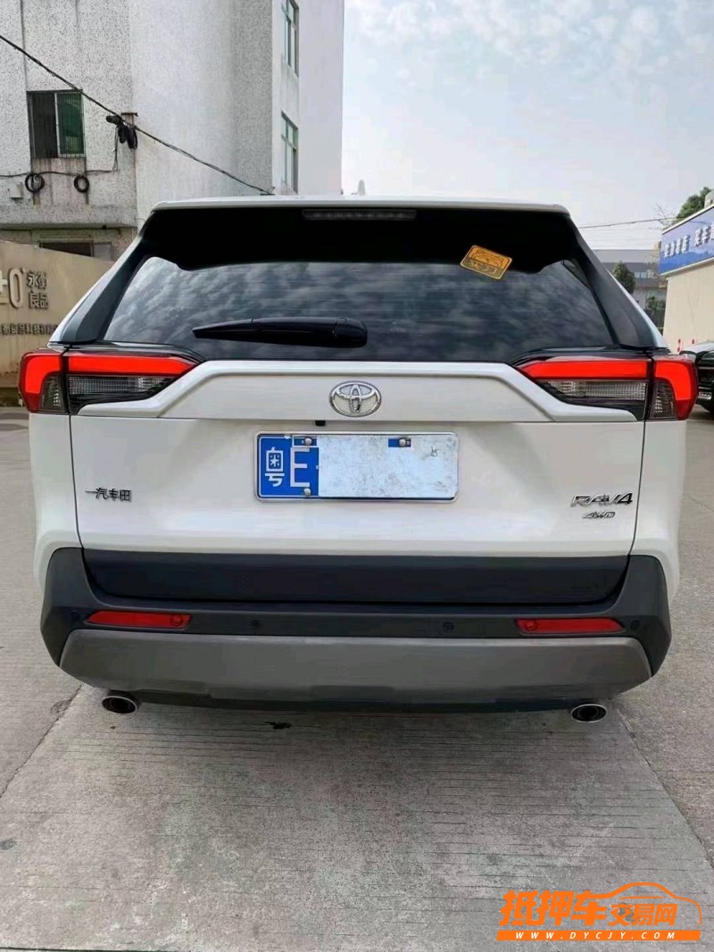 中山21年丰田RAV44
