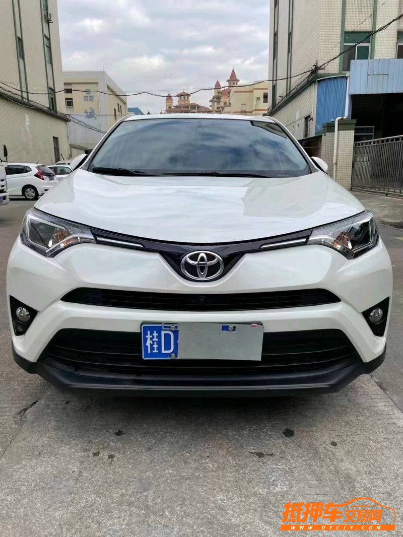 中山19年丰田RAV41
