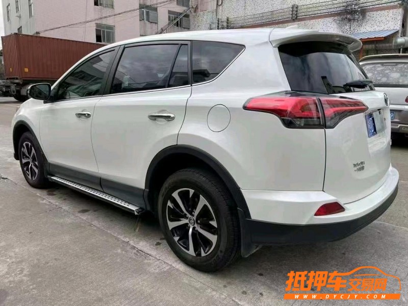 中山19年丰田RAV46