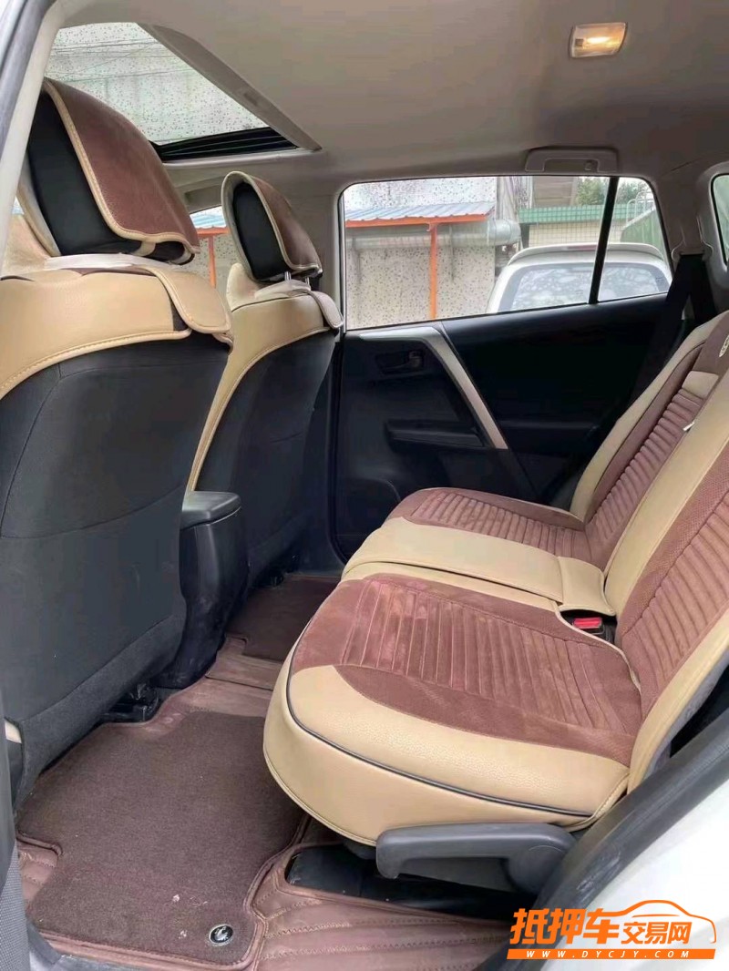 中山19年丰田RAV47
