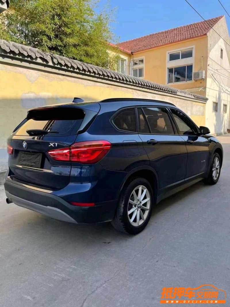 济宁16年宝马X18