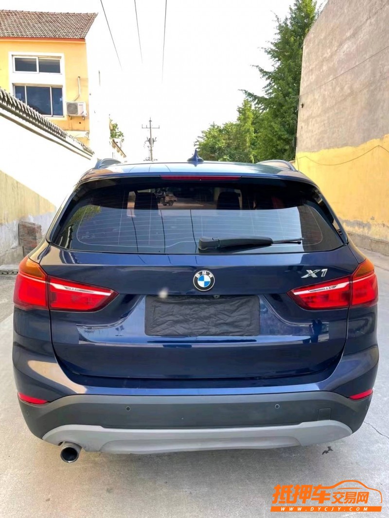 济宁16年宝马X19