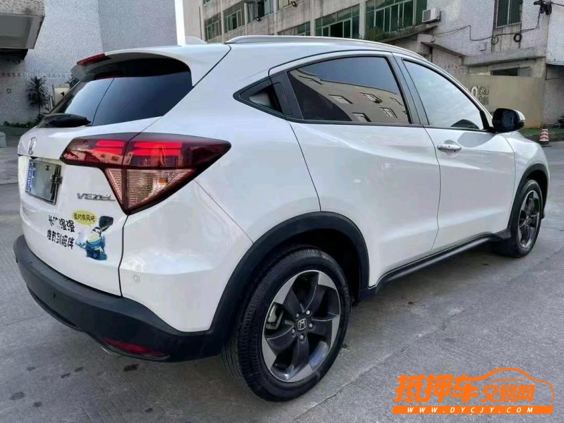 中山18年本田缤智5