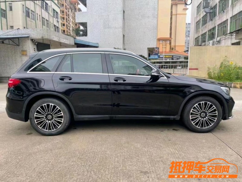 中山18年奔驰GLC2