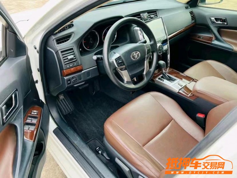 东莞15年丰田锐志4