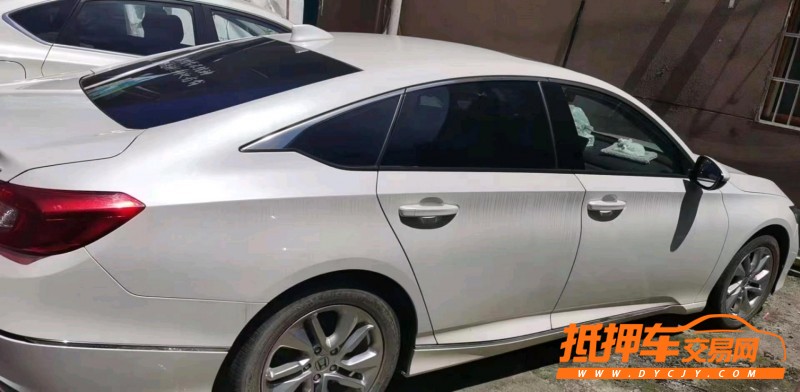 宜春20年本田雅阁6