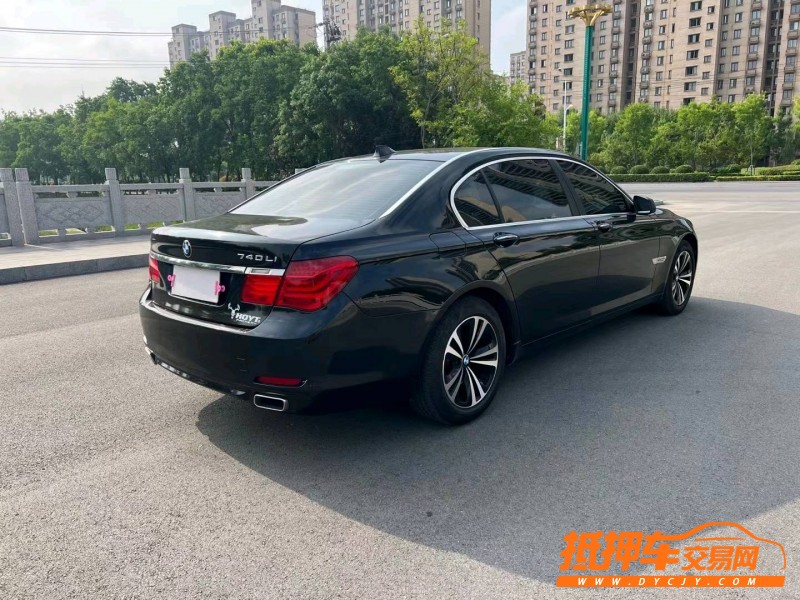 徐州10年宝马7系4