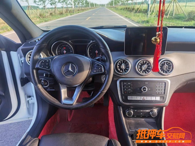 徐州18年奔驰CLA5