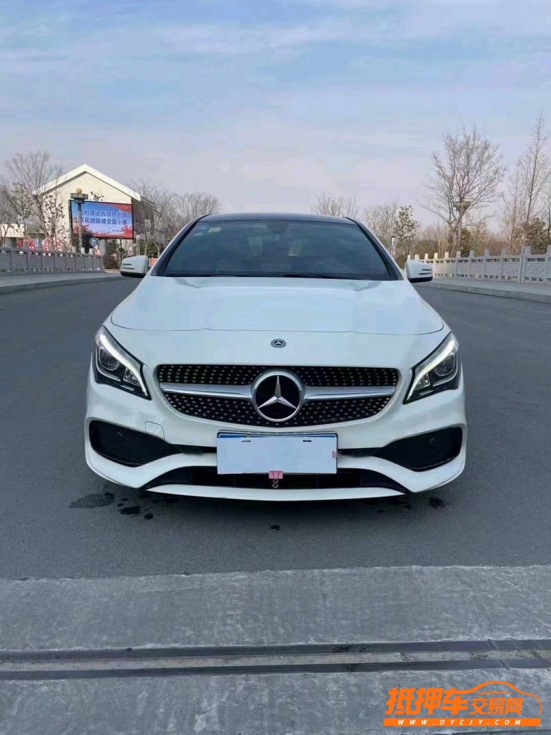 徐州17年奔驰CLA9