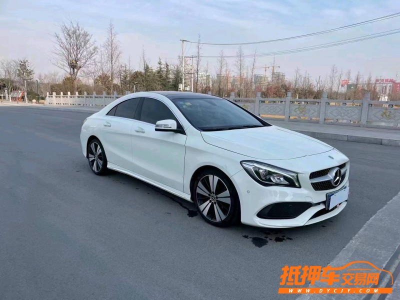 徐州17年奔驰CLA7