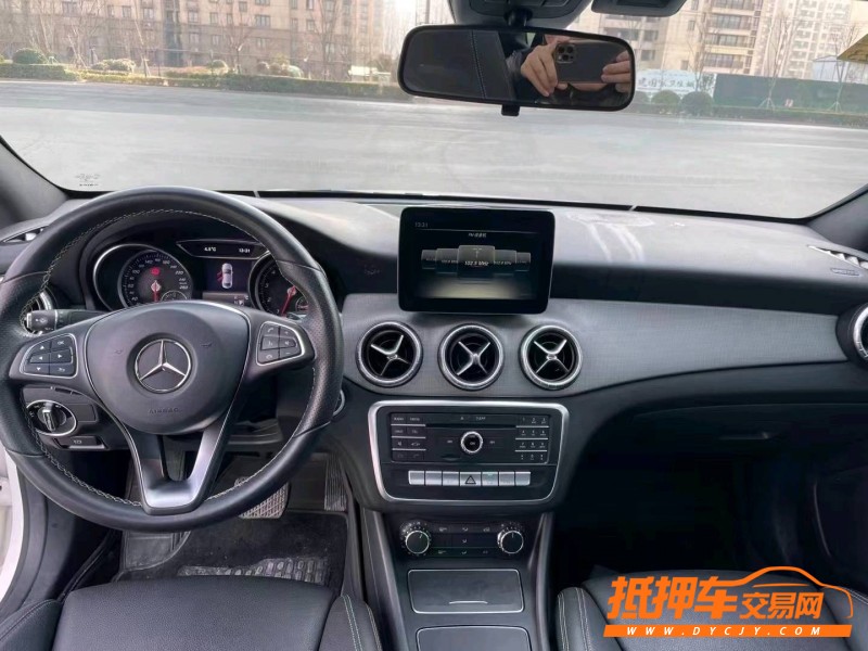 徐州17年奔驰CLA4