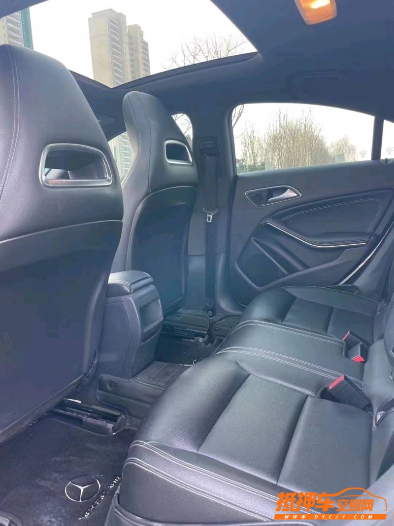 徐州17年奔驰CLA5