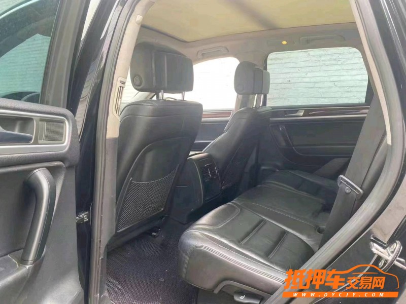 济宁12年大众途锐4