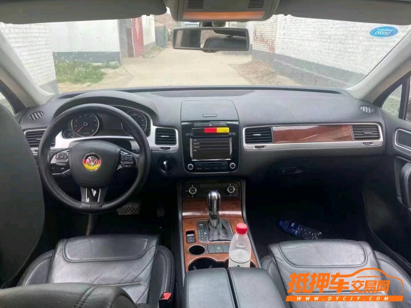 济宁12年大众途锐5