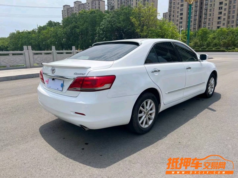 徐州11年丰田凯美瑞4