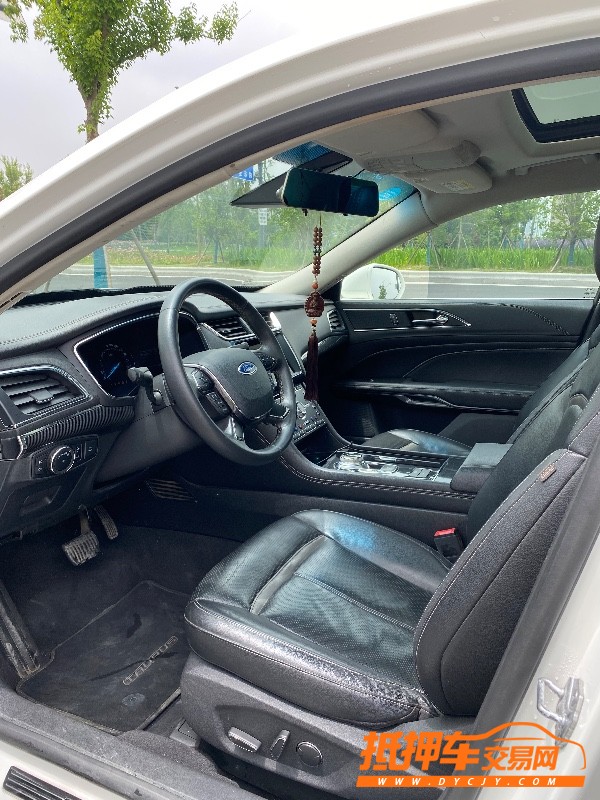 泰州16年福特金牛座9