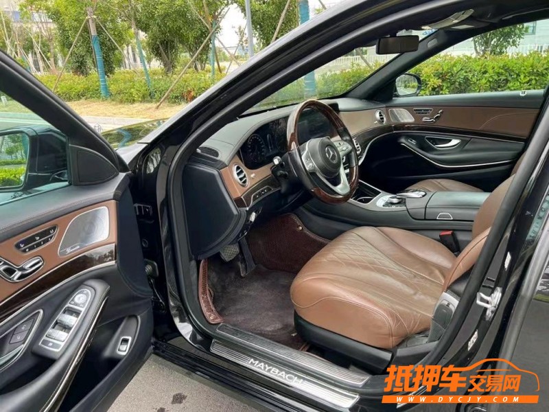 盐城18年奔驰迈巴赫S级4