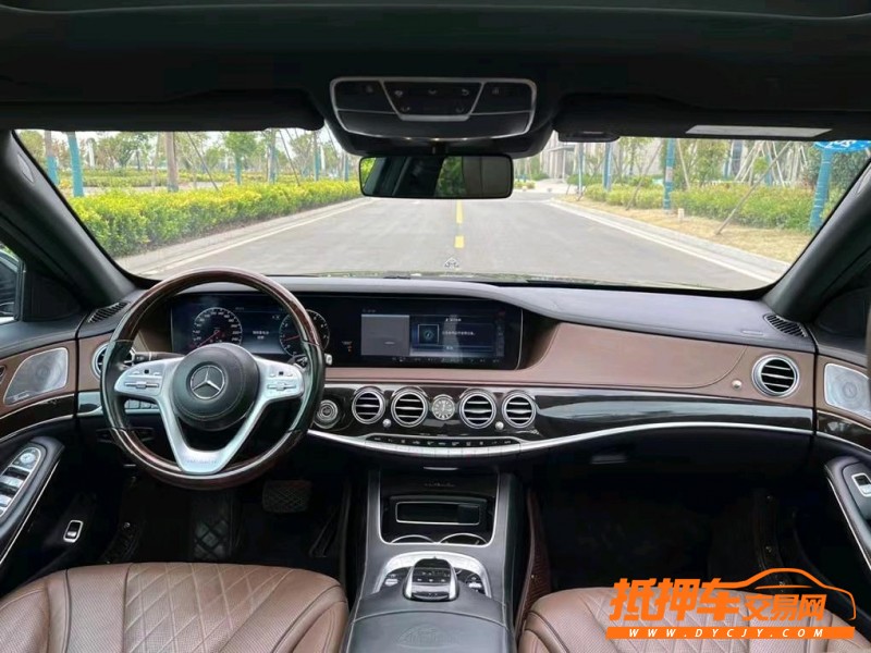 盐城18年奔驰迈巴赫S级7
