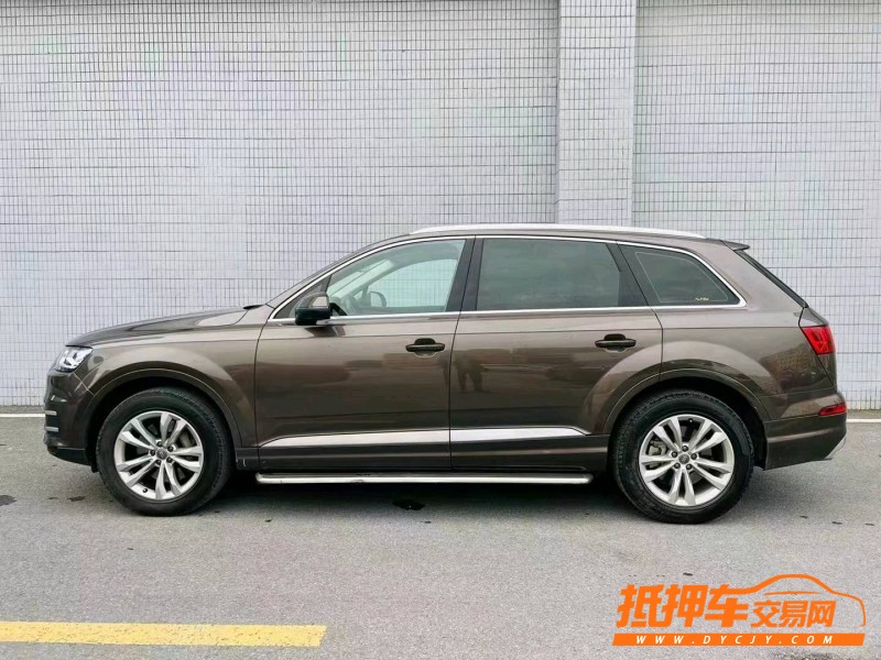 廣州17年奧迪Q74