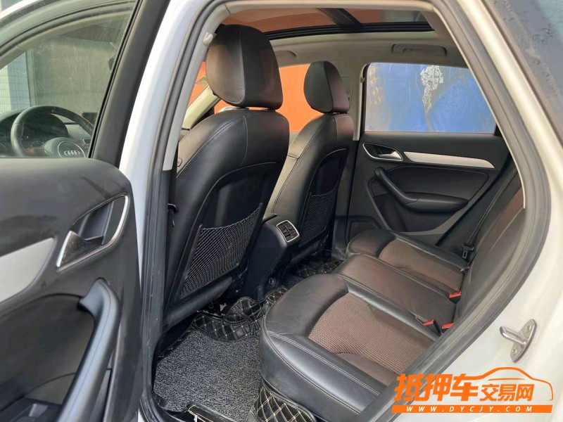 廣州19年奧迪Q38