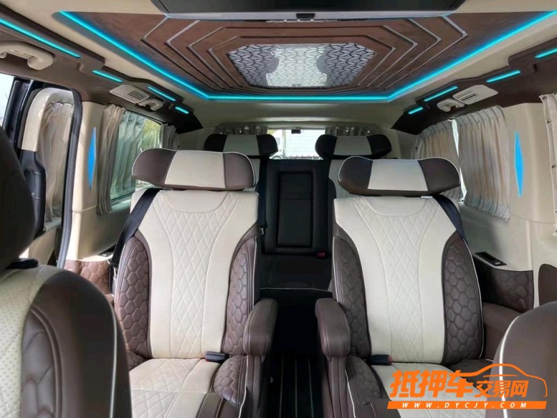 盐城20年奔驰威霆4