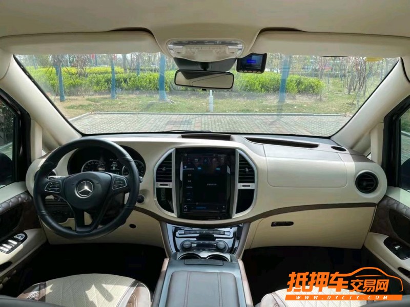 盐城20年奔驰威霆8