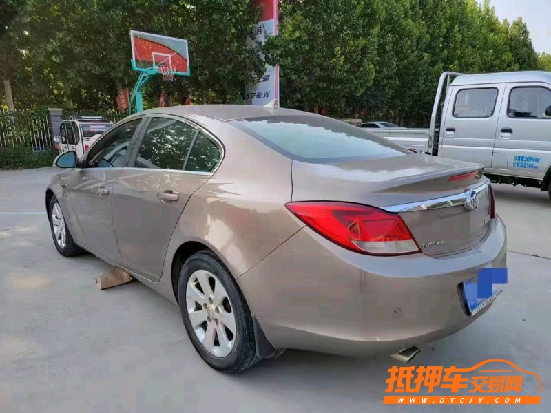 烟台13年别克君威1